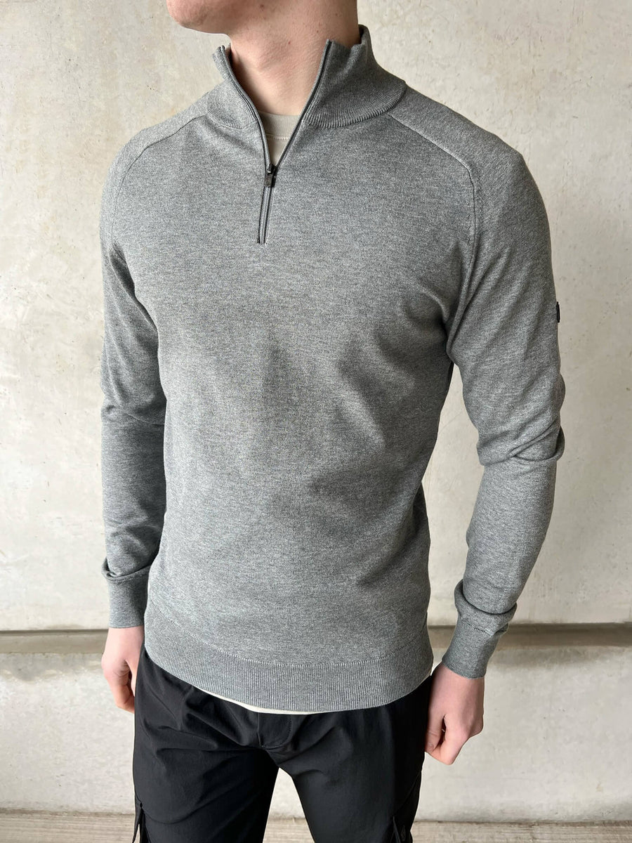 EWO 1/4 ZIP KNIT (Grey)