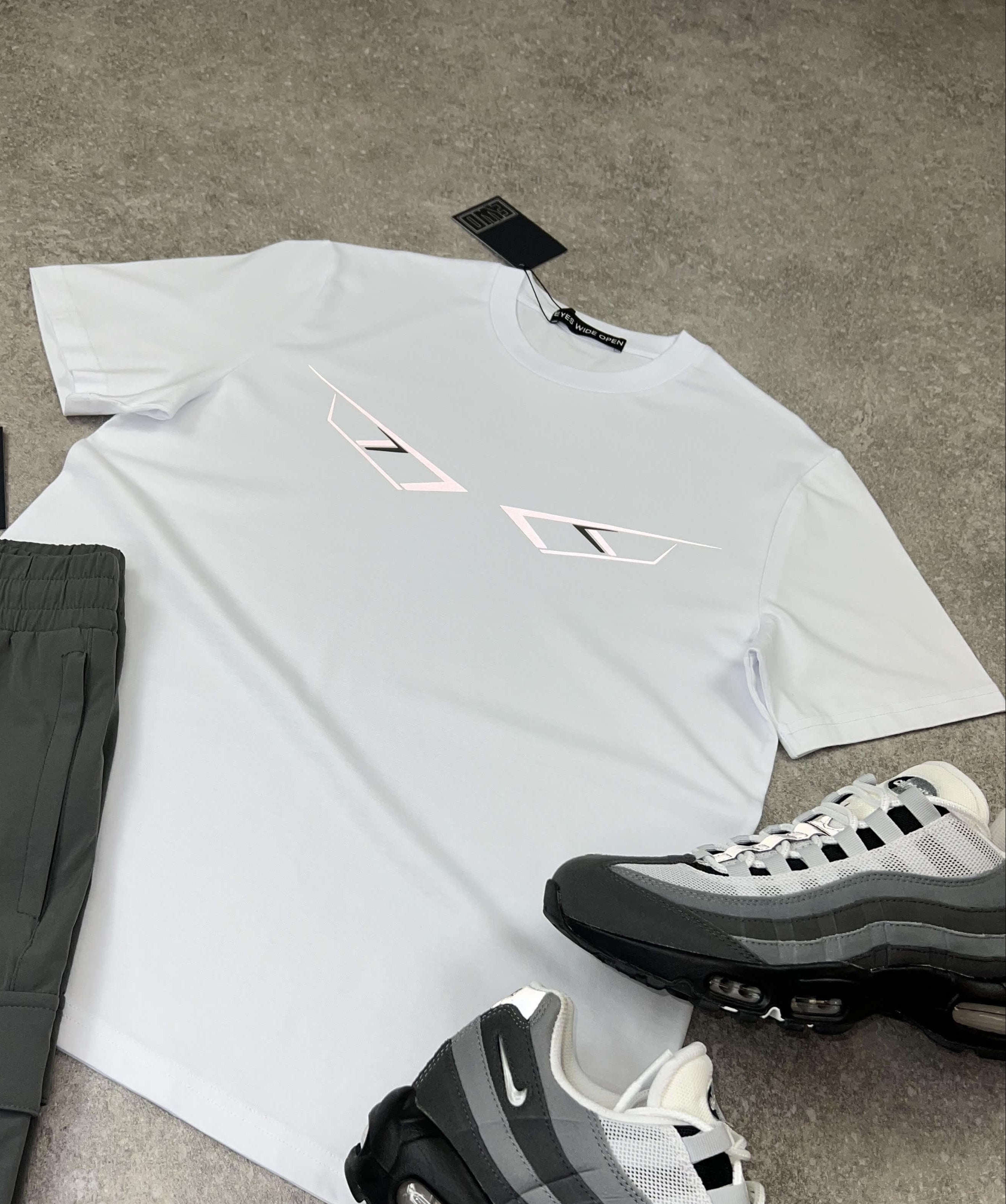 grey nike reflective t shirt