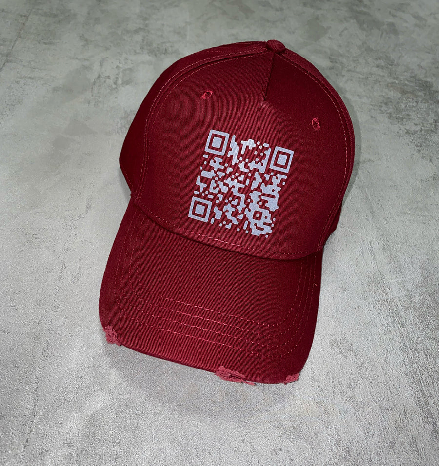 QR Reflective distressed cap (burgundy)